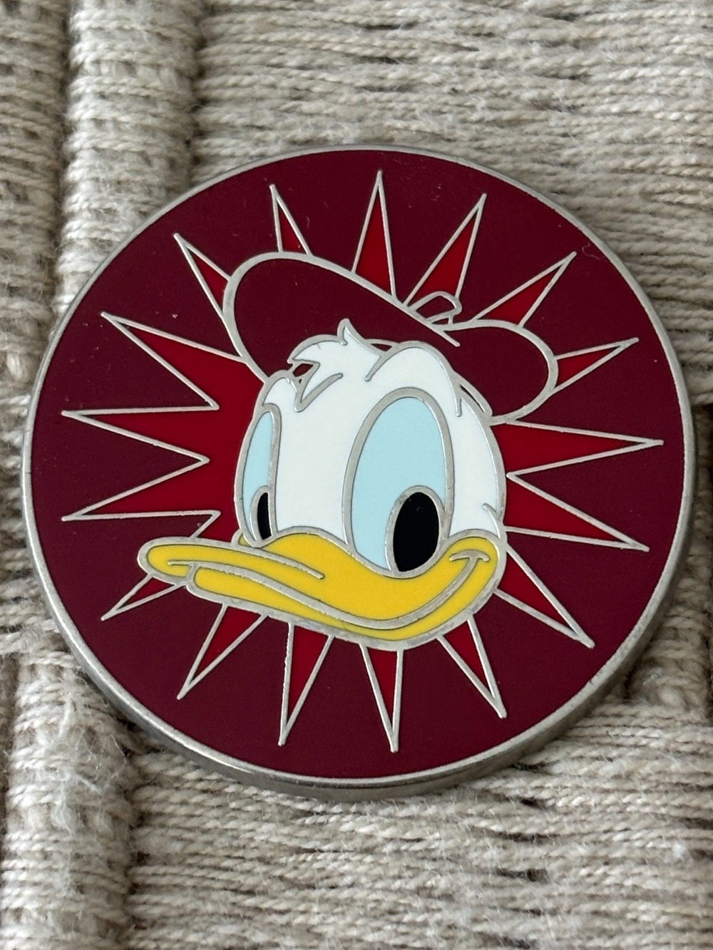 DISNEY 2013 Donald Duck in Beret Magical Mystery Pin